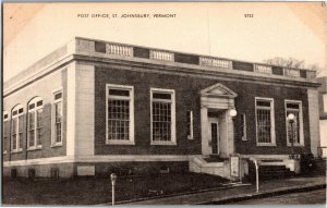 U.S. Post Office, St. Johnsbury VT c1952 Vintage Postcard V14