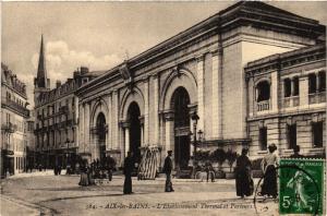 CPA AIX-les-BAINS - L'Eablissement Thermal et Porteurs (351953)