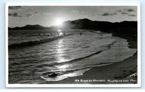 *Playa da Hornos Acapulco Mexico Beach Ocean Sunset Vintage Photo Postcard C81