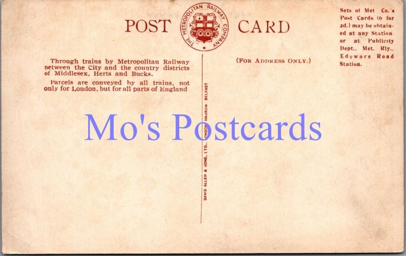 Hertfordshire Postcard - Rickmansworth Station, Batchworth Hill  RS37764
