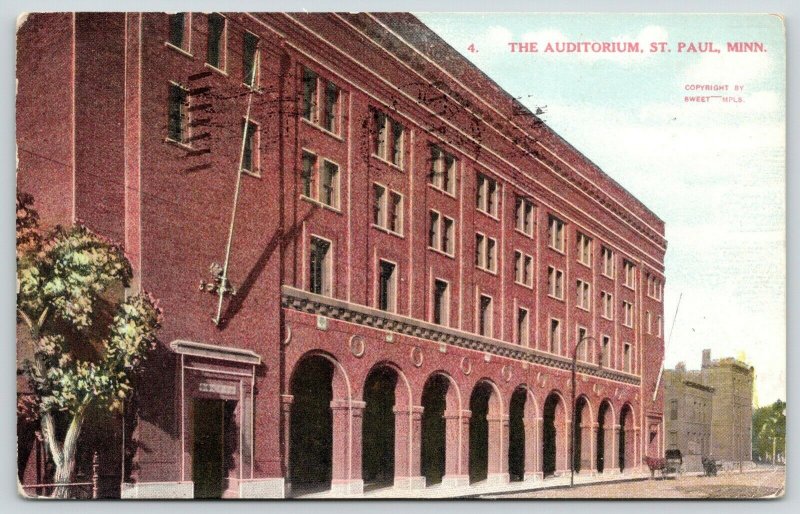 St Paul Minnesota~Auditorium~Tree by Entrance Door~Horse & Buggy~1908 Postcard