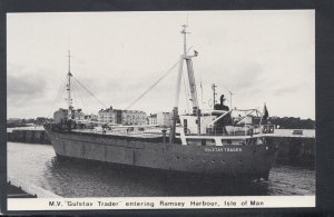 Isle of Man Postcard - M.V. Gulstav Trader Entering Ramsey Harbour RS18638