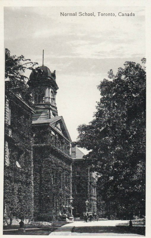 TORONTO , Ontario , 1910-20s ; Normal School