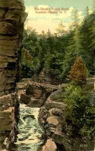 NY - Ausable Chasm. Devil's Punch Bowl