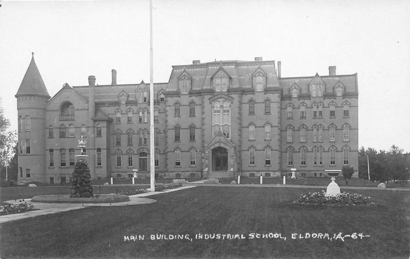 Eldora Iowa~Industrial School Main Bldg & Grounds~Fountain & Gardens~c1915 RPPC