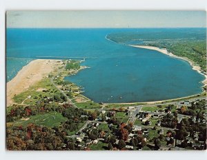 Postcard Pictured Rocks National Lakeshore On Lake Superior, Grand Marais, MI