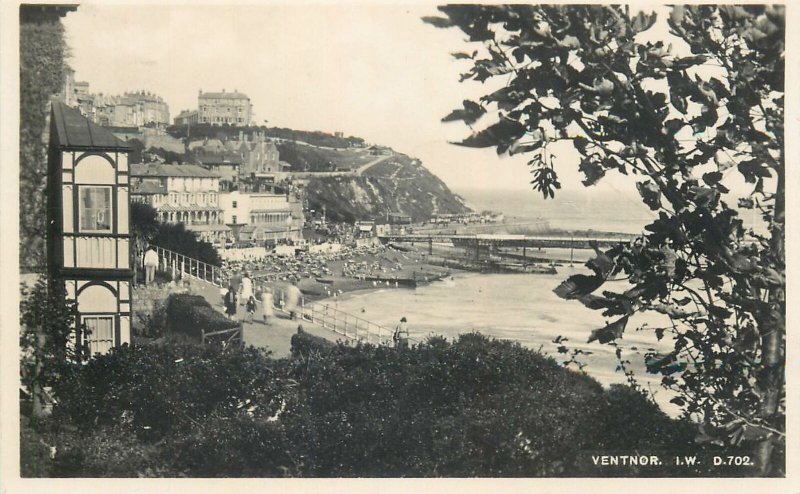 Great Britain postcard England Ventnor, Hampshire coastal view 1930 Southsea