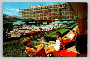 Marriott Hotel   Washington  DC   Postcard