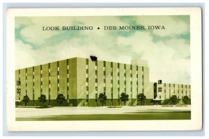Vintage Look Building Des Moines, Iowa. Original Vintage Postcard P26E