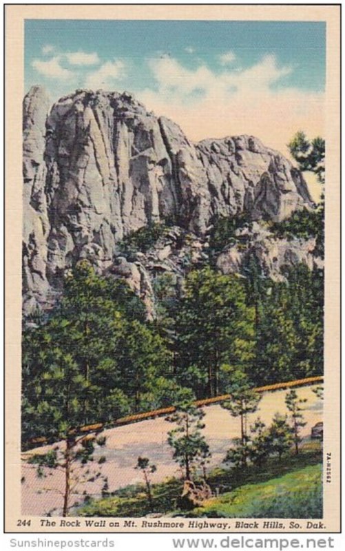 The Rock Wall On Mount Rushmore Highway Black Hills South Dakota