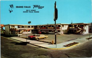 Postcard ID Idaho Falls Travel Lodge Classic Cars near Mormon Temple 1970s K53