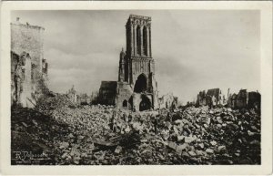 CPA CAEN - L'Église St-Jean et sa tour penchée dans un désert (141298)