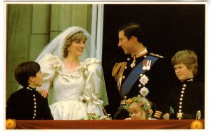 Prince Charles and Princess Diana, Balcony, Royal Wedding 1981