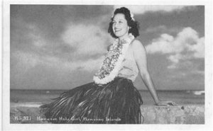 HAWAIIAN HULA GIRL Hawaiian Islands Hula Dancer c1940s Vintage Postcard