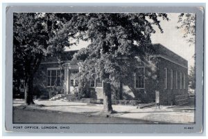 London Ohio OH Postcard Post Office Exterior View Building c1940 Vintage Antique