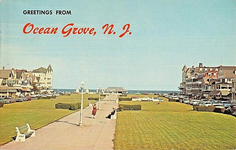 OCEAN GROVE NJ-VIEW OF OCEAN PATHWAY FROM AUDITORIUM~1966 POSTMARK POSTCARD