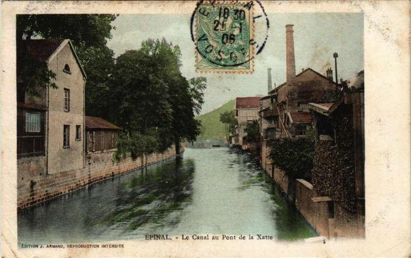 CPA ÉPINAL - Le Canal au Pont de la Xatte (455842)