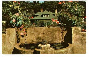 Frog Fountain, Butchart Gardens, Victoria, British Columbia