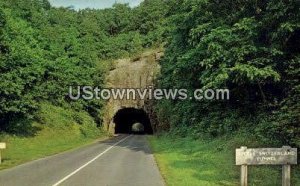 Blue Ridge Parkway in Little Switzerland, North Carolina