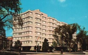Vintage Postcard Hotel Building Dupont Plaza Circle Washington DC Structure