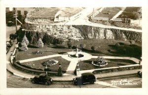 1930s Brattleboro Vermont View of Plaza autos Birdseye RPPC Postcard 25-11810
