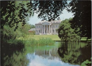 Hampshire Postcard - Romsey, Broadlands, Home of Lord Mountbatten RR17649