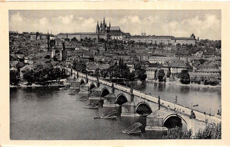 B33242 Praga Hardcany And Charles Bridge prague  czech republic