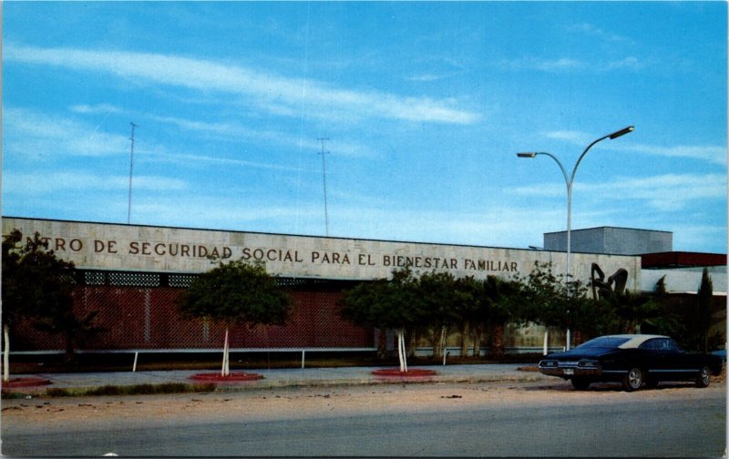 Postcard Mexico San Luis Rio Colorado Sonora Social Security Building 1970s K45