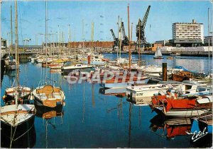 Modern Postcard Calais (Pas de Calais) The Opal Coast Basin of Yachts