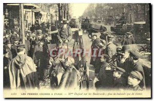 COPY Women Check in Paris Ms. Dufaut on the Boulevards over onlookers as Clients