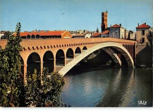 B110046 France Villeneuve sur Lot, Le Pont Neuf Eglise Sainte Catherine