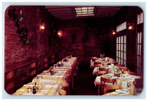 c1960's Dining Area, Tally Ho Restaurant 17th Street N.W. Washington DC Postcard