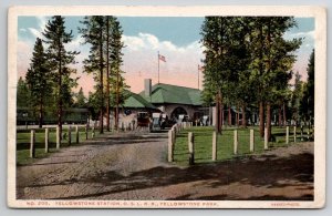 Haynes Yellowstone Station Oregon Short Line RR Depot 200 Series MT Postcard G50