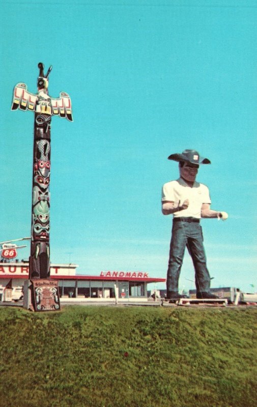 Vintage Postcard Giant Phil & Totem Pole Landmark Truck Stop Williamsburg Iowa 