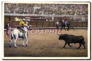 Old Postcard Bullfight Bullfight citando para la suerte de varas