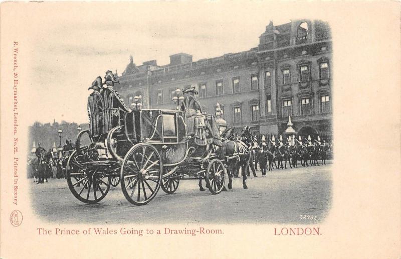 B85857 the prince of wales going to a drawing room chariot  royalty  london uk