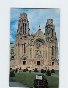 Postcard The Basilica, Ste. Anne De Beaupre, Canada