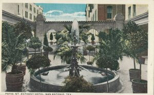 SAN ANTONIO, Texas, 1910s; Patio, St Anthony Hotel