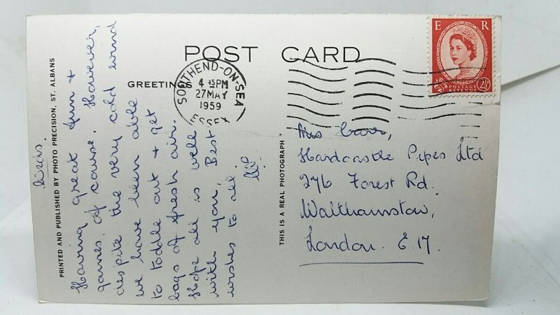 The Leas Westcliff on Sea Essex Vintage RP Postcard