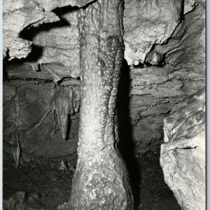 c1940s Oregon Caves, Ore. RPPC Grand Column Art Ray's Real Photo 1621 PC OR A200