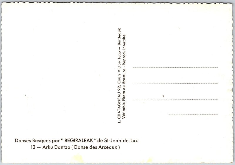 Danses Basques Par Begiraleak De St-Jean-De-Luz Arku Dantza Postcard