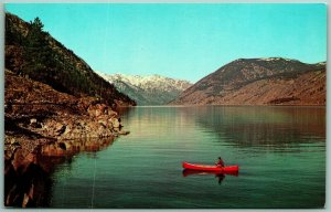 Canoeing Canoe Boat Lake Chelan Washington WA UNP Chrome Postcard G5