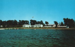 VINTAGE POSTCARD PARADISE BEACH RESORT ON OSAKIS MINNESOTA CHROME