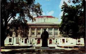 The Statue Of William Oxley Thompson Ohio State University Columbus C352