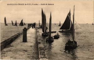 CPA St-GILLES-Croix de-VIE - Sortie de bateaux (297899)