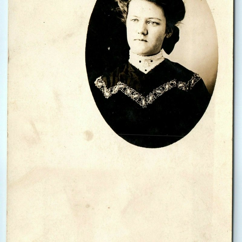 1908 Hanlontown Iowa Young Lady Portrait RPPC Writing to Friend Real Photo A30