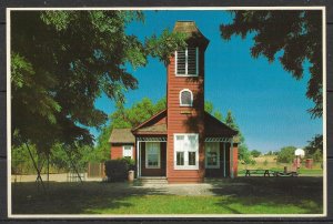 California, Solvang - The Little Red Schoolhouse - [CA-277X]