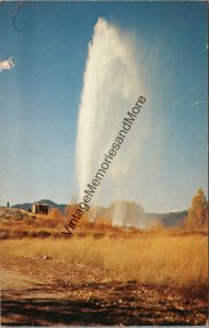 Geyser Soda Springs Idaho Postcard PC286