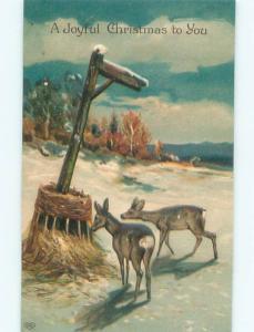 Pre-Linen Christmas BABY DEER FIND HAY TO EAT AB5539