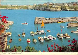 B101883 the harbour newquay cornwall ship bateaux   uk